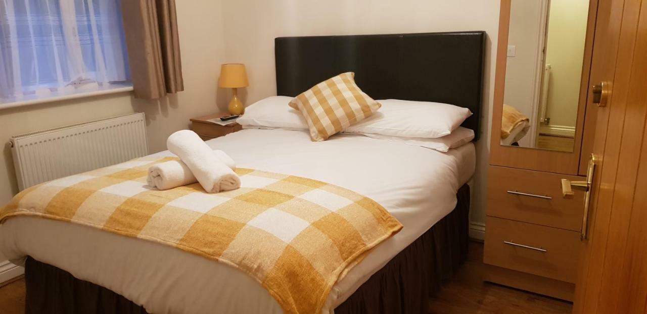 Prince Of Waterloo Winford Room photo
